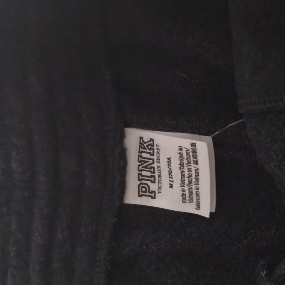 Bling shorts and crop long sleeve - Picture 4 of 5